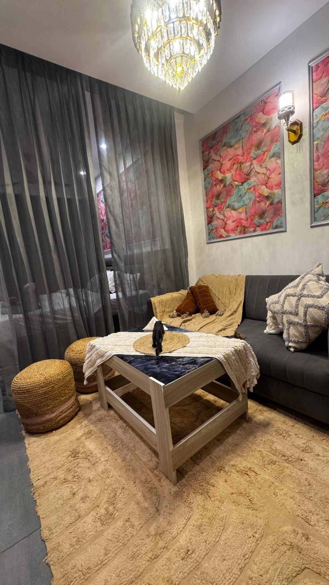 The Supernova Apartment *